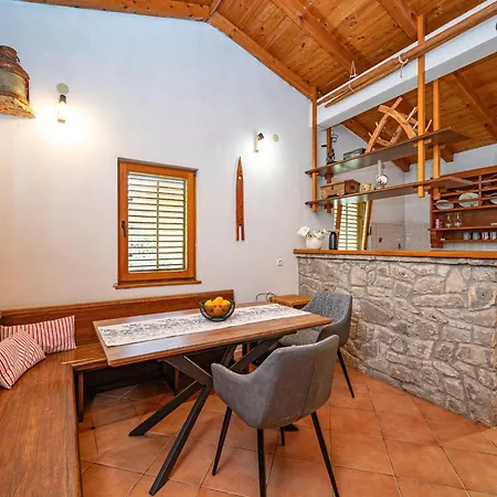 Secluded Fisherman's Cove Jaz - Telascica, Dugi Otok - 8143 Sali