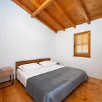 بيت للعطل Secluded Fisherman's Cove Jaz - Telascica, Dugi Otok - 8143 *